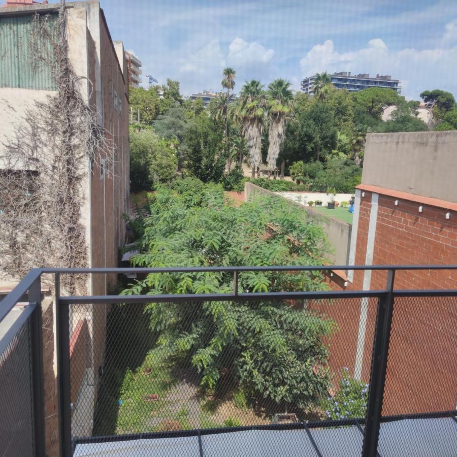 Apartment Close To The Beach With Free Parking บาดาโลนา ภายนอก รูปภาพ
