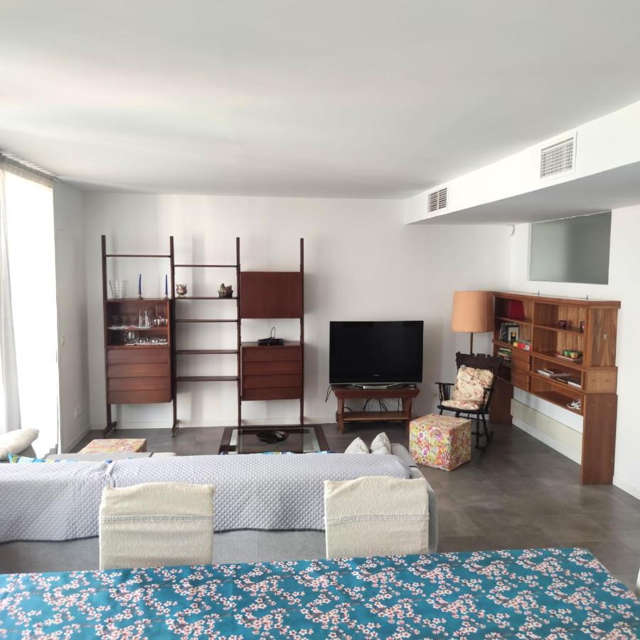 Apartment Close To The Beach With Free Parking บาดาโลนา ภายนอก รูปภาพ